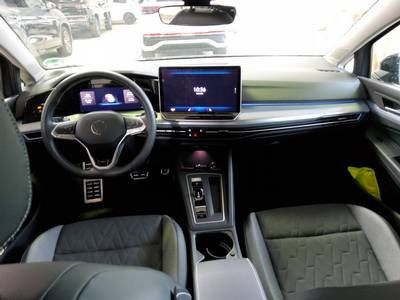 Volkswagen Golf 2025 г. Серый, пробег 17420 км