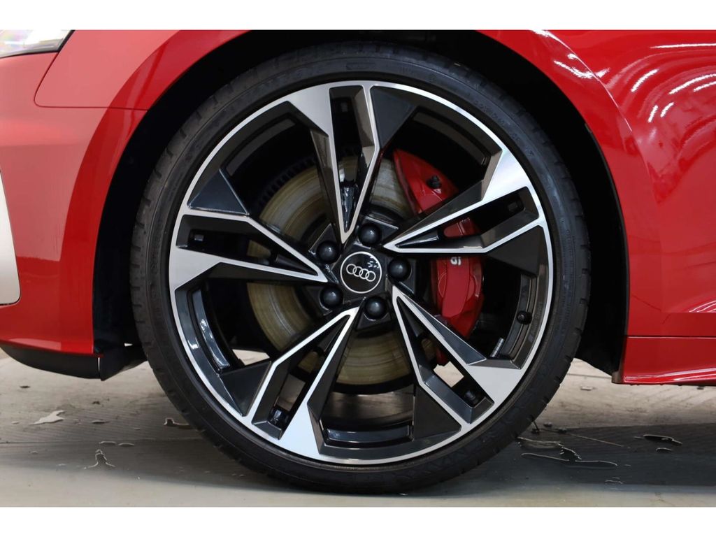 Audi S5 2022 г. Красный, пробег 44915 км