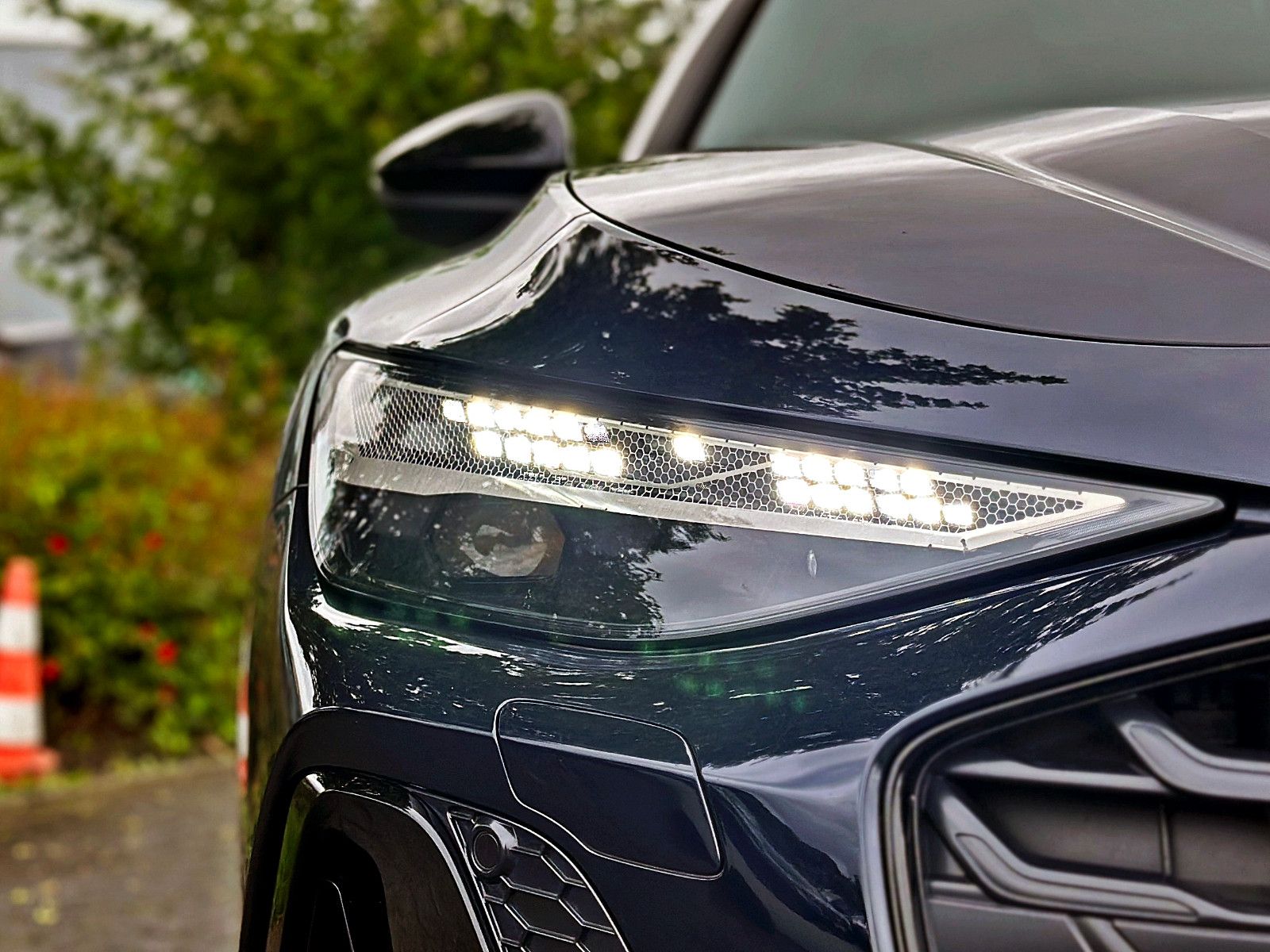 Audi A6 2025 г. Синий, пробег 12690 км