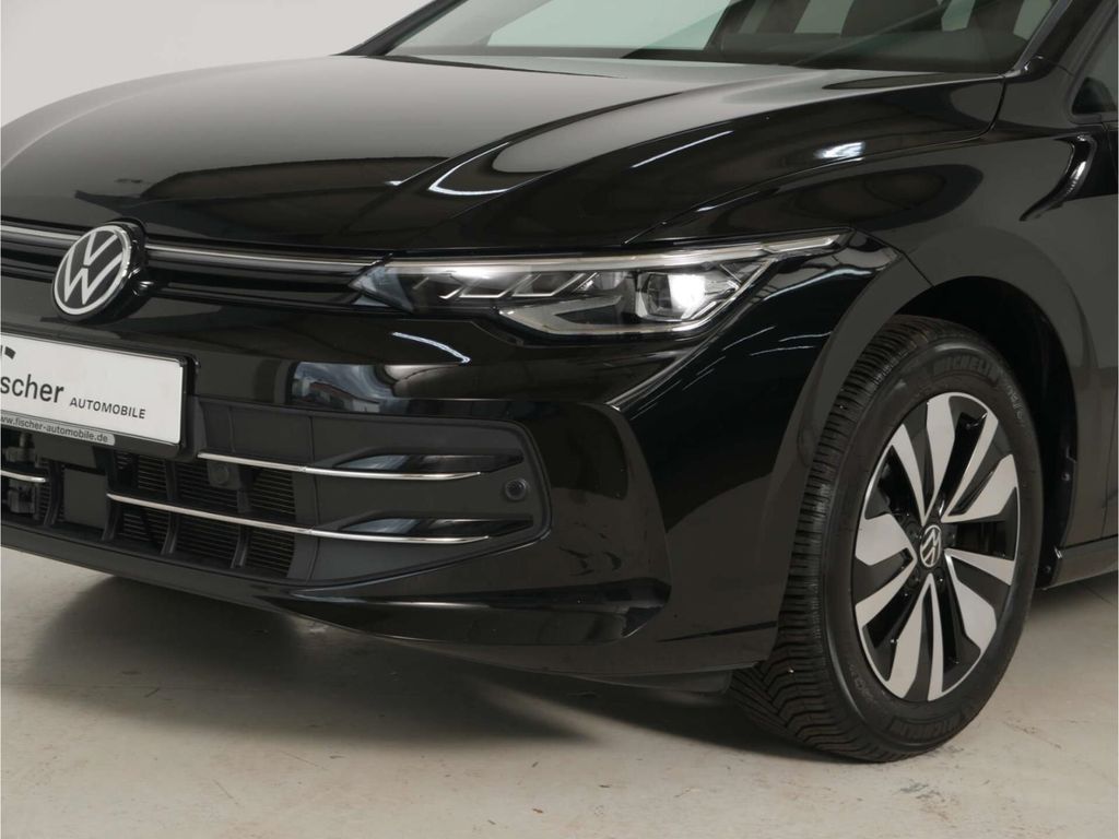 Volkswagen Golf 2025 г. Чёрный, пробег 23591 км