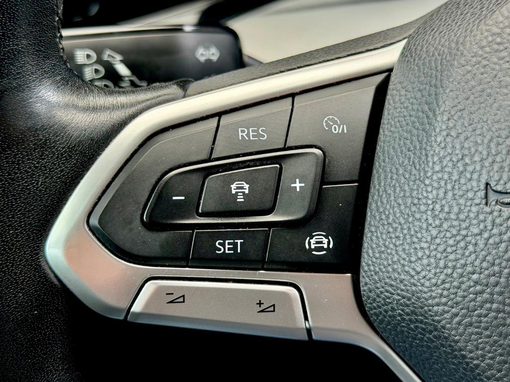 Volkswagen Golf 2022 г. Серый, пробег 49635 км