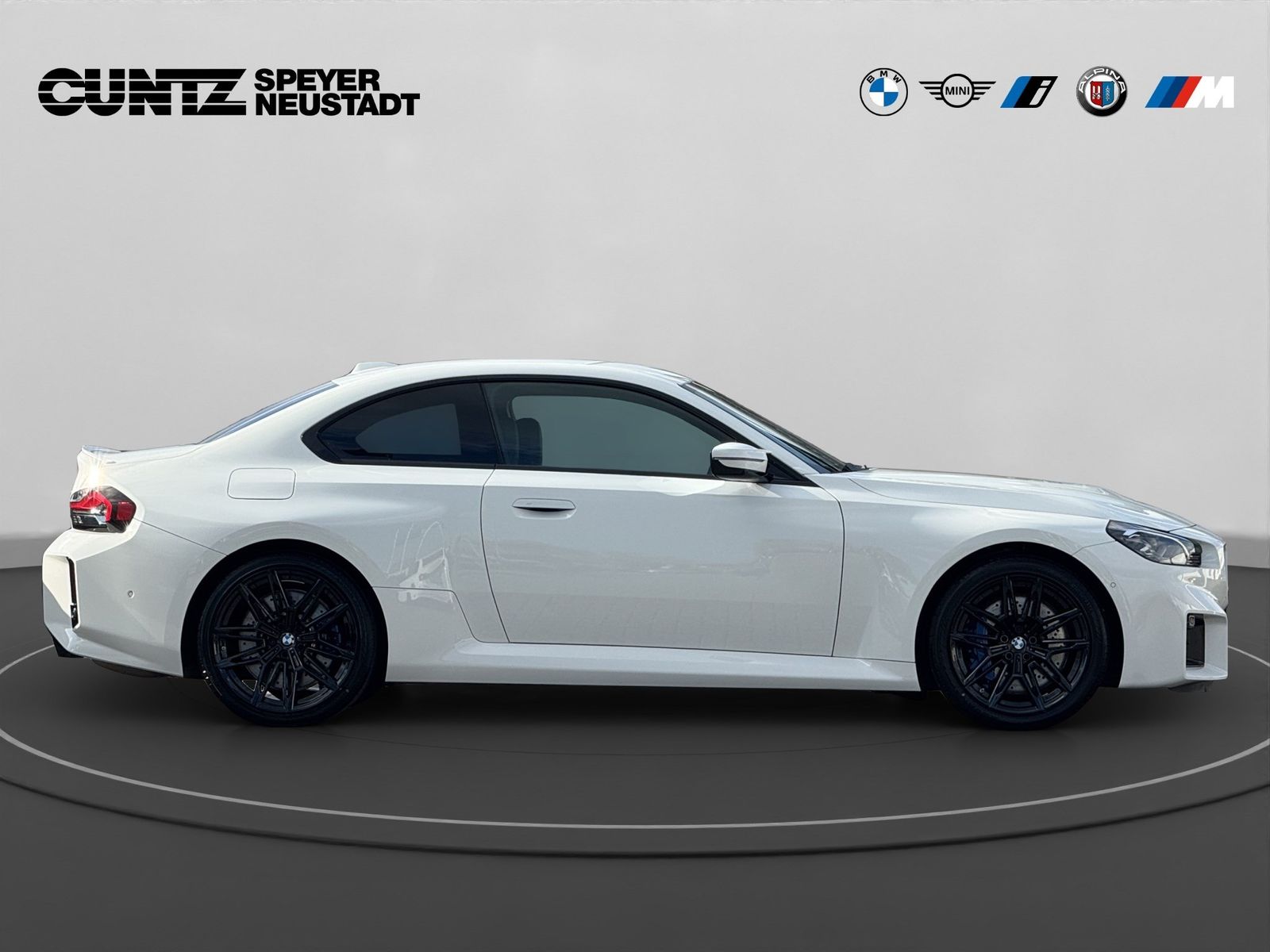 BMW M2 2025 г. Белый, пробег 12418 км