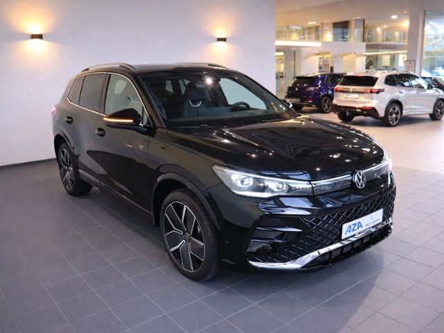 Volkswagen Tiguan 2026 г. Чёрный, пробег 5000 км