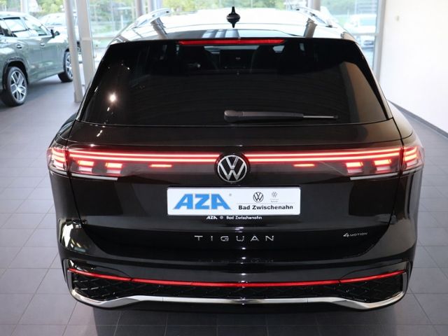 Volkswagen Tiguan 2026 г. Чёрный, пробег 5000 км