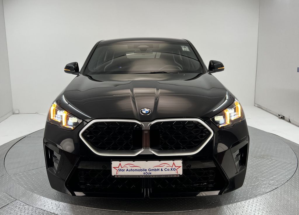 BMW X2 2026 г. Чёрный, пробег 15318 км