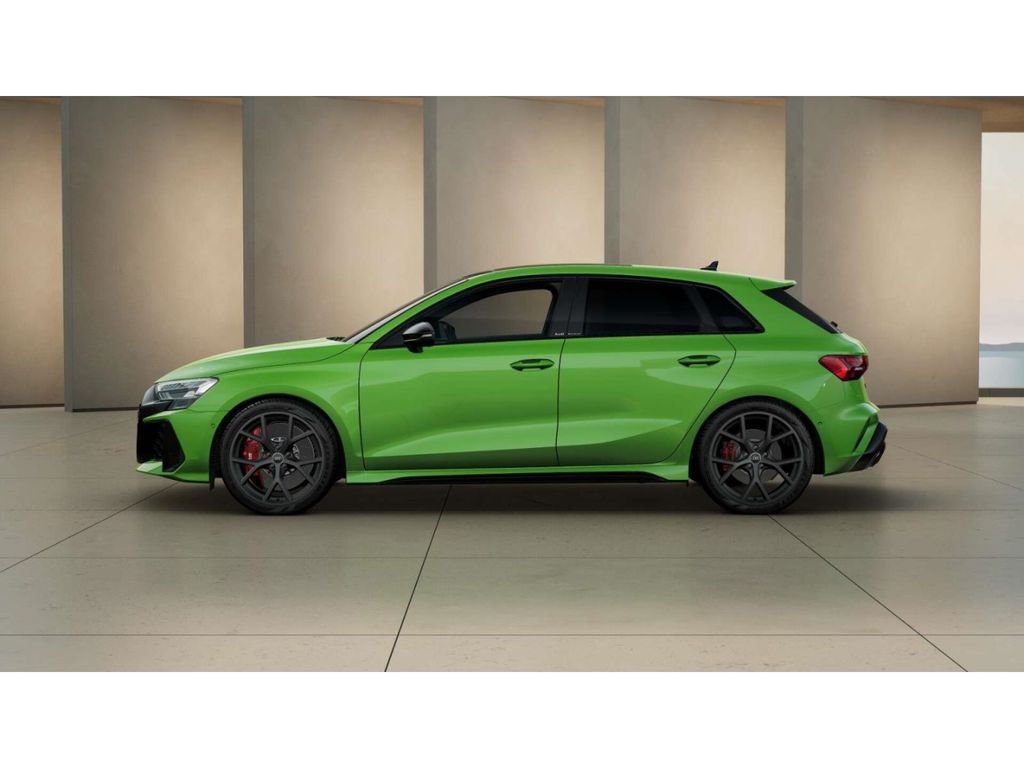 Audi RS3 2025 г. Зелёный, пробег 13204 км