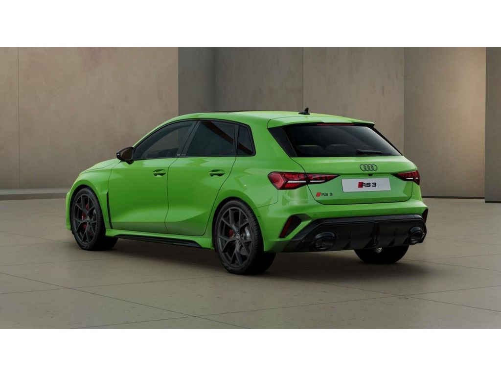 Audi RS3 2025 г. Зелёный, пробег 13204 км