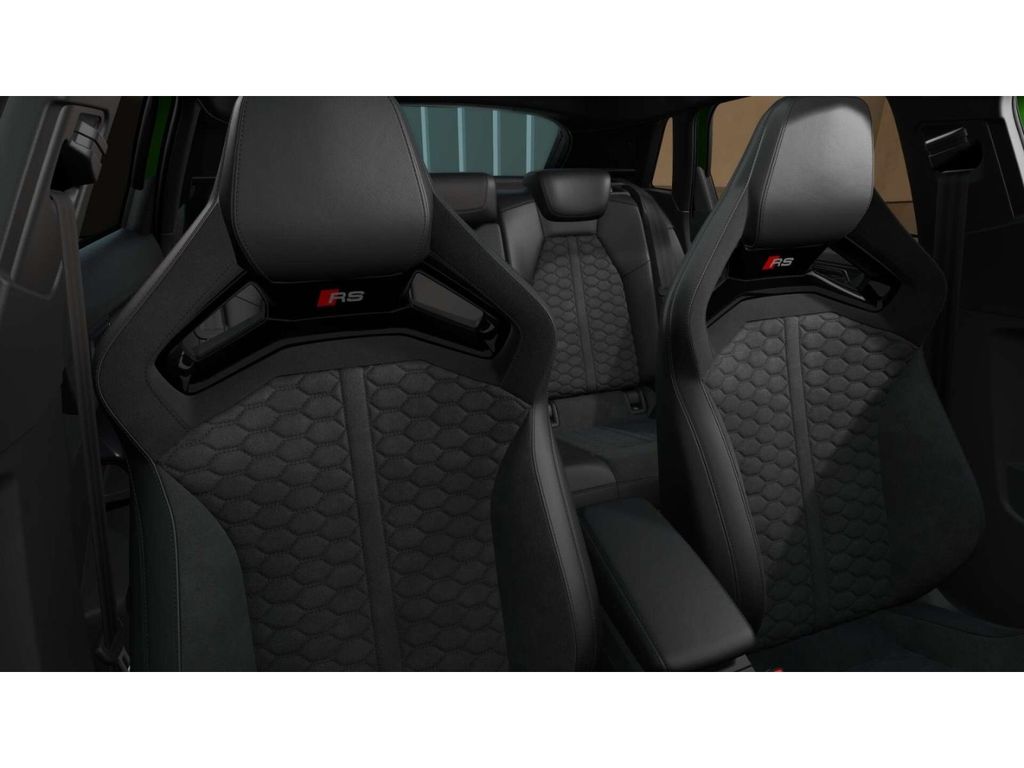 Audi RS3 2025 г. Зелёный, пробег 13204 км