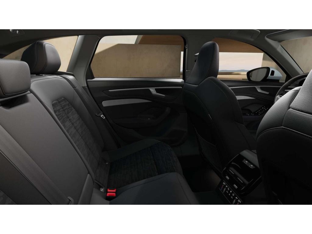 Audi A6 2025 г. Белый, пробег 26412 км