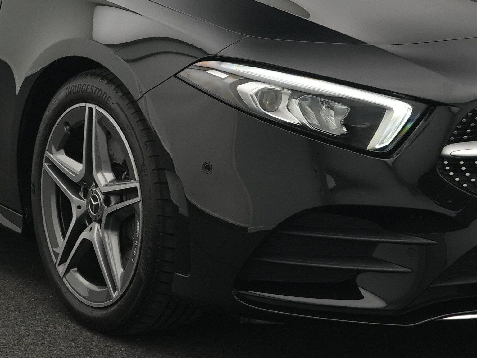 Mercedes-Benz A 220 2023 г. Чёрный, пробег 39206 км
