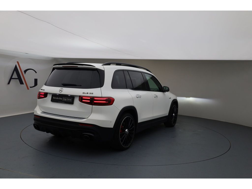 Mercedes-Benz State Glow 2025 г. Белый, пробег 12810 км