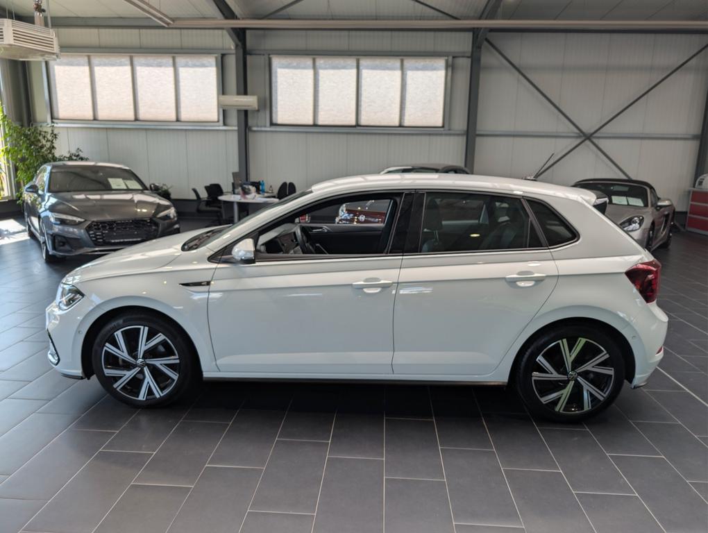Volkswagen Polo 2023 г. Белый, пробег 37000 км