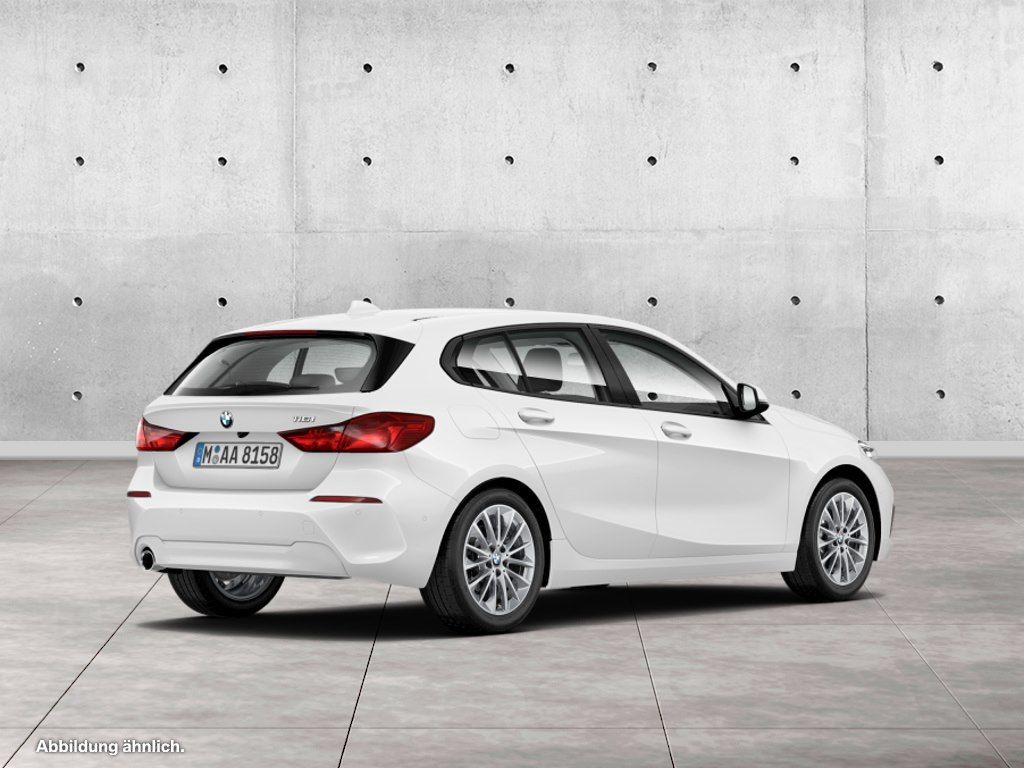 BMW 116 2023 г. Белый, пробег 31510 км