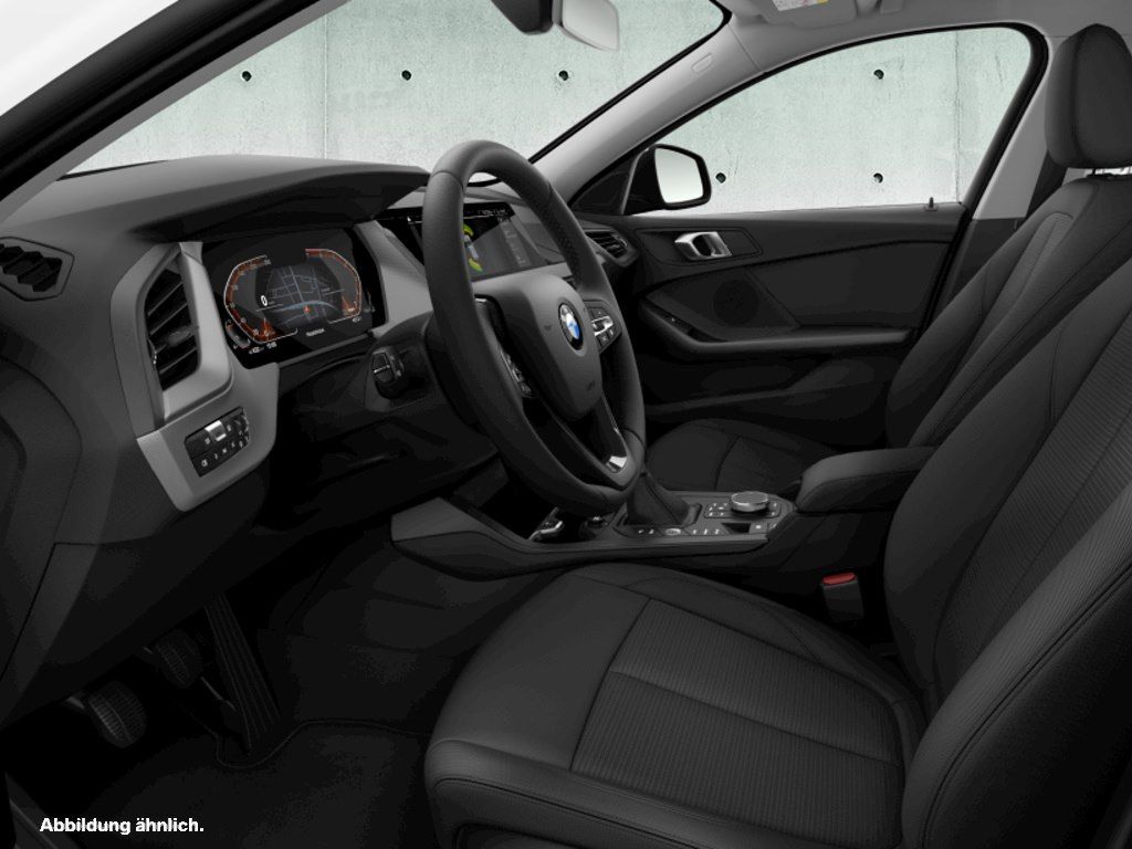 BMW 116 2023 г. Белый, пробег 31510 км