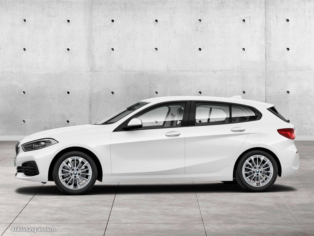 BMW 116 2023 г. Белый, пробег 31510 км