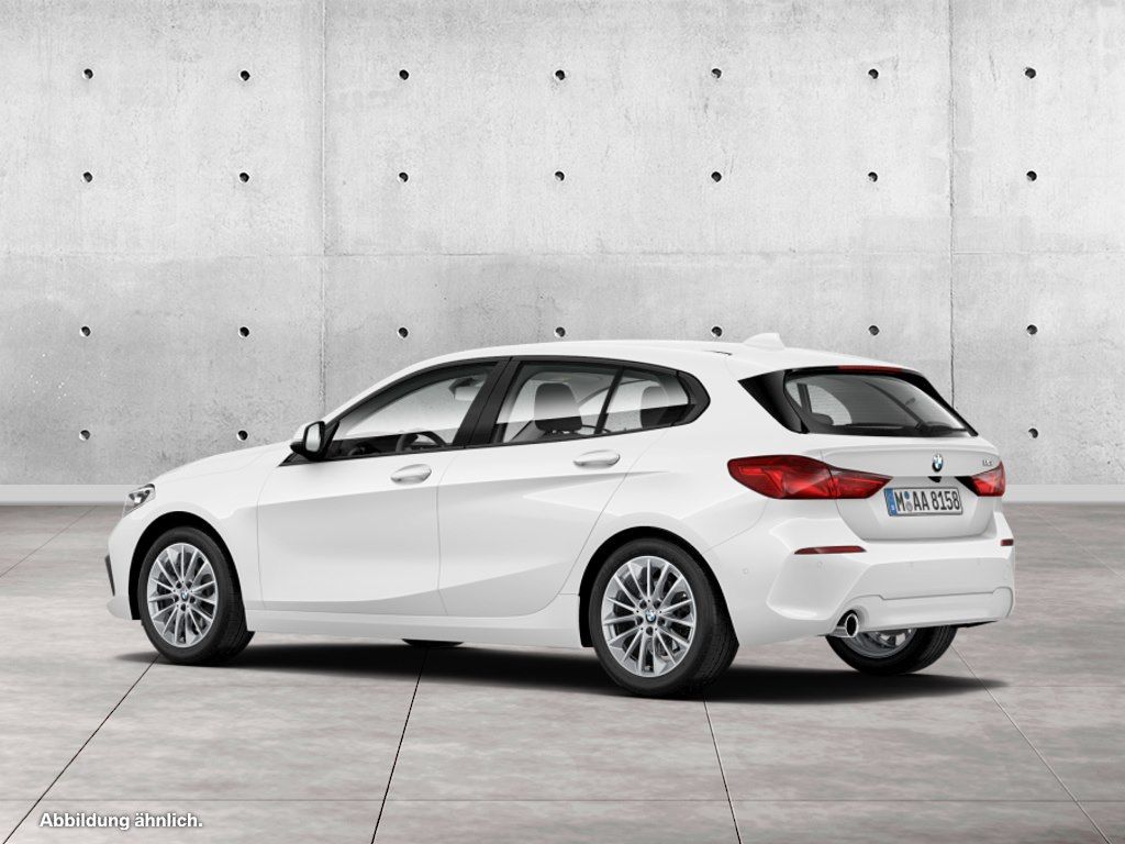 BMW 116 2023 г. Белый, пробег 31510 км