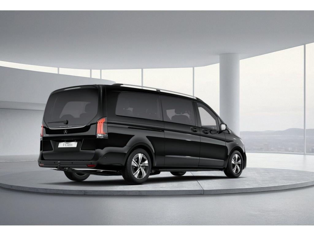 Mercedes-Benz V 250 2026 г. Чёрный, пробег 10900 км