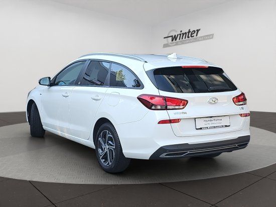 Hyundai i30 2021 г. Белый, пробег 50500 км