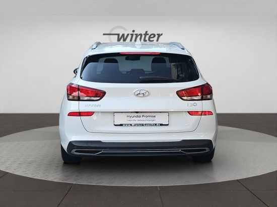 Hyundai i30 2021 г. Белый, пробег 50500 км