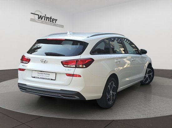 Hyundai i30 2021 г. Белый, пробег 50500 км