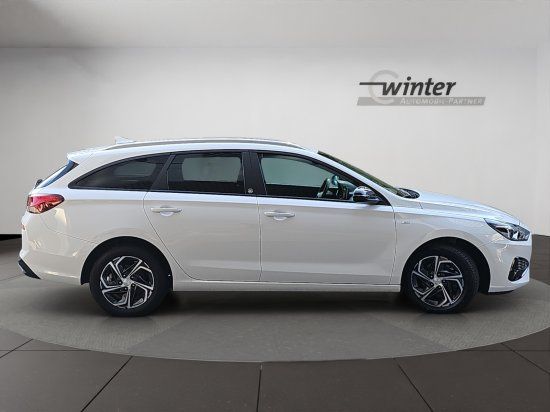 Hyundai i30 2021 г. Белый, пробег 50500 км