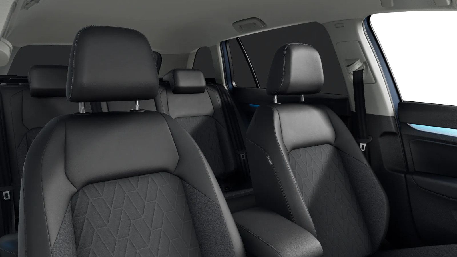 Volkswagen Golf 2025 г. Синий, пробег 15250 км