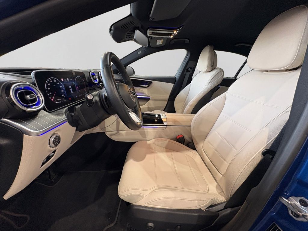 Mercedes-Benz C 300 2021 г. Синий, пробег 13328 км