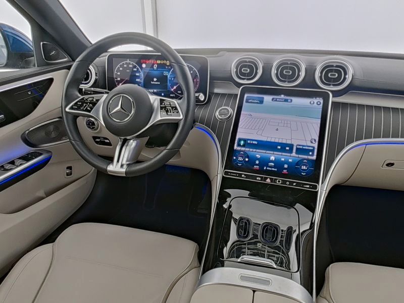 Mercedes-Benz C 300 2021 г. Синий, пробег 13328 км