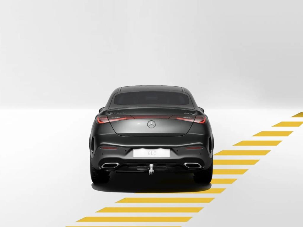 Mercedes-Benz GLC 220 2025 г. Серый, пробег 6876 км