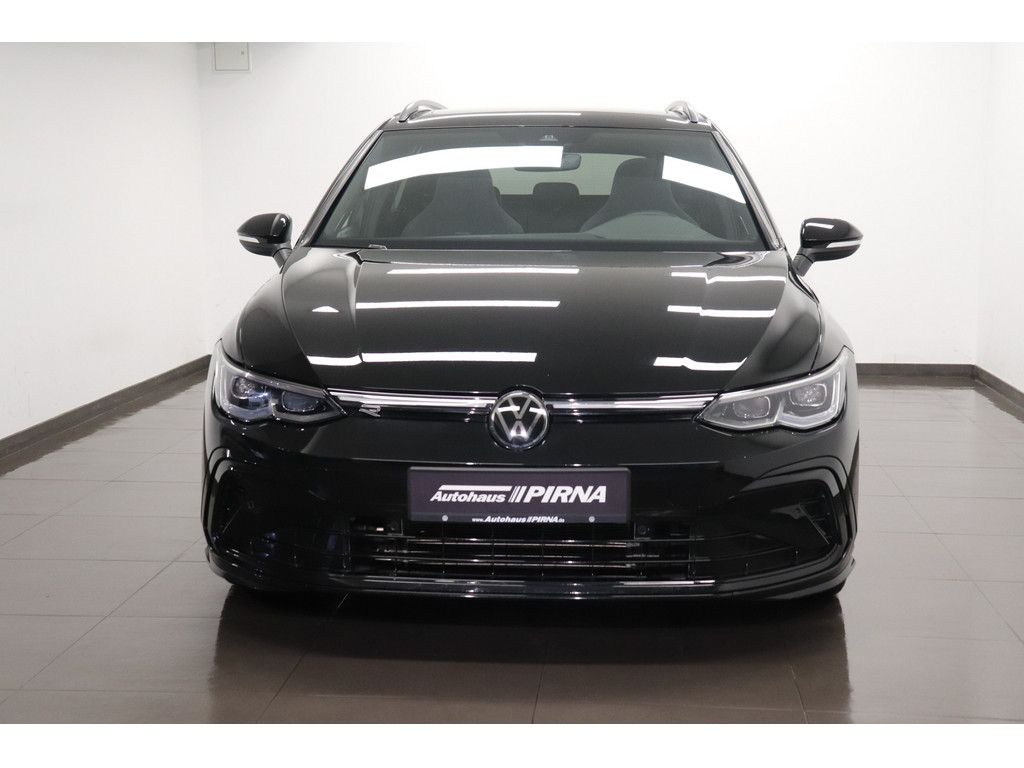 Volkswagen Golf 2024 г. Чёрный, пробег 41000 км