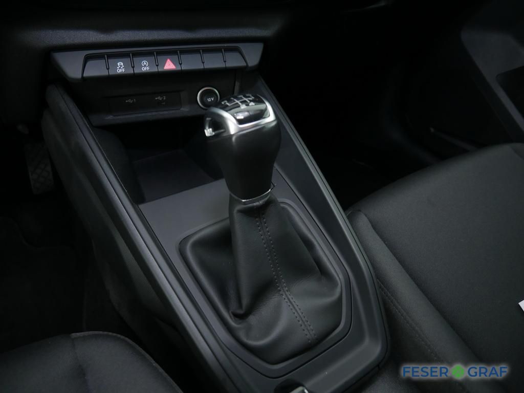 Audi A1 2024 г. Белый, пробег 21900 км