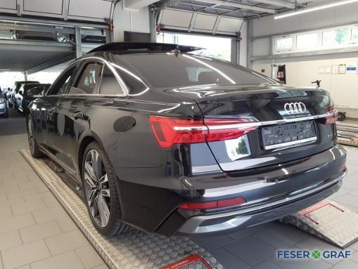 Audi A6 2024 г. Чёрный, пробег 26300 км