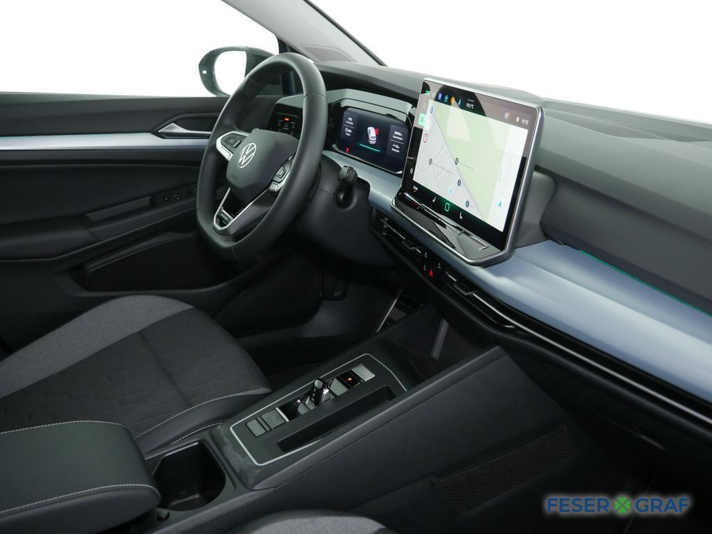 Volkswagen Golf 2026 г. Синий, пробег 24610 км