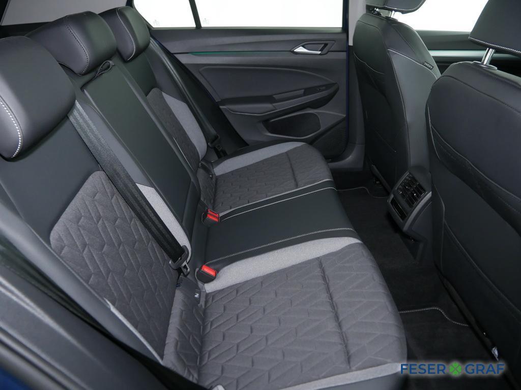 Volkswagen Golf 2026 г. Синий, пробег 24610 км