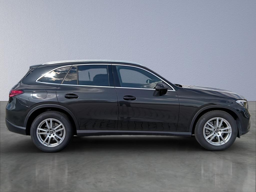 Mercedes-Benz GLC 220 2026 г. Серый, пробег 16624 км