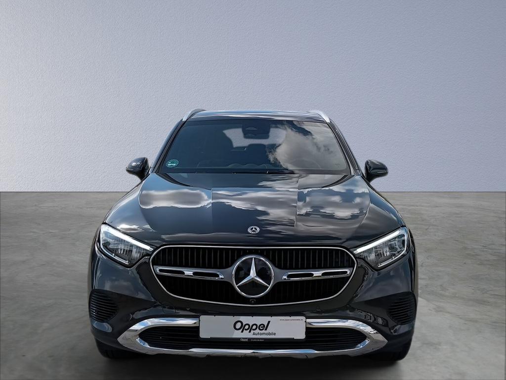 Mercedes-Benz GLC 220 2026 г. Серый, пробег 16624 км