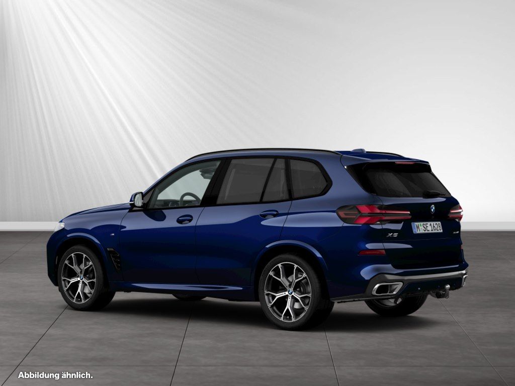 BMW X5 2025 г. Синий, пробег 19150 км