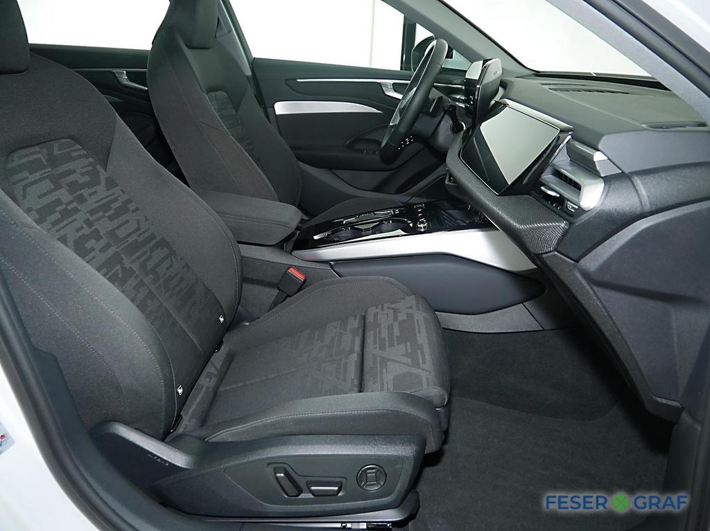 Audi A6 2025 г. Белый, пробег 29436 км