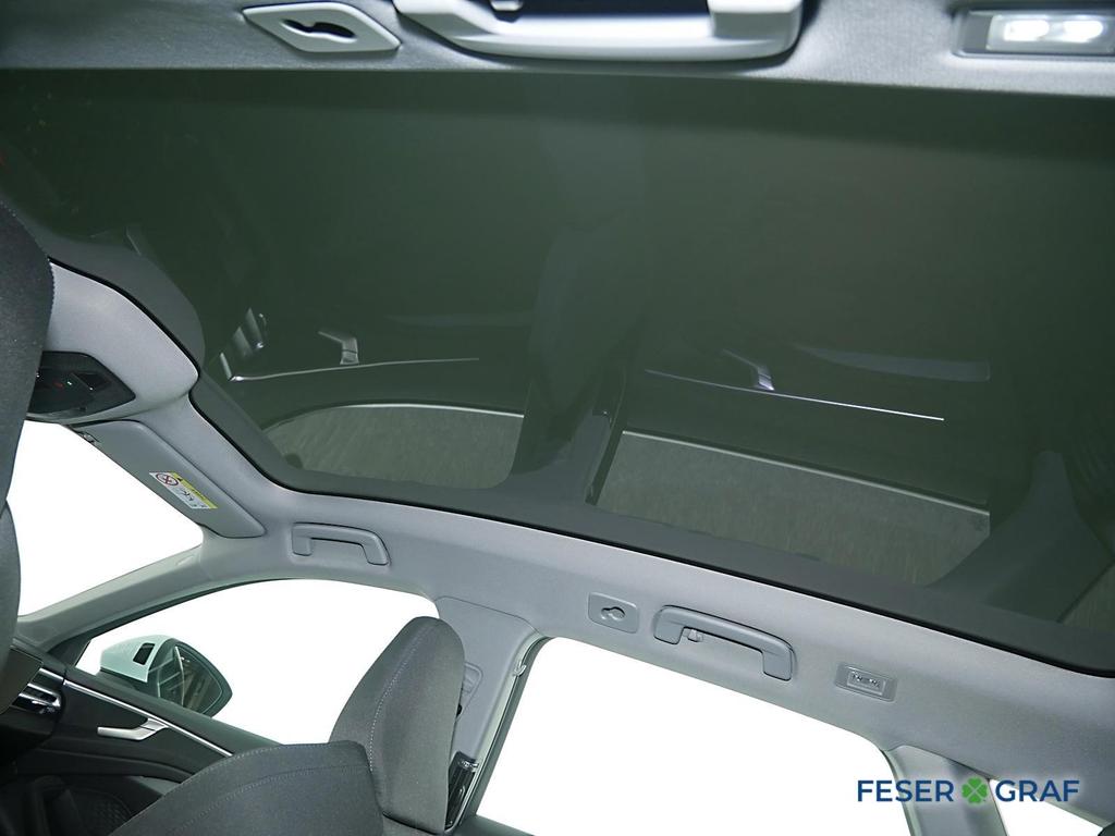 Audi A6 2025 г. Белый, пробег 29436 км