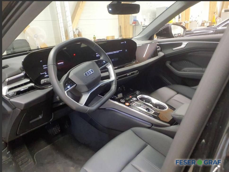 Audi A6 2026 г. Чёрный, пробег 28234 км