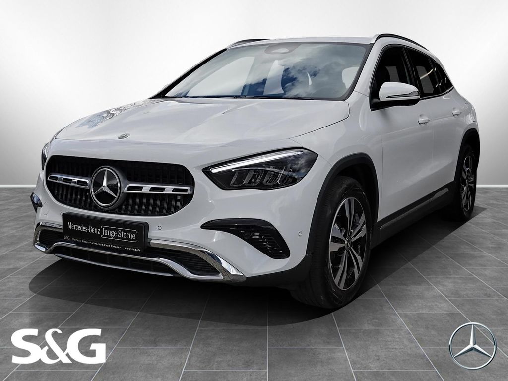 Mercedes-Benz GLA 180 2024 г. Белый, пробег 20280 км