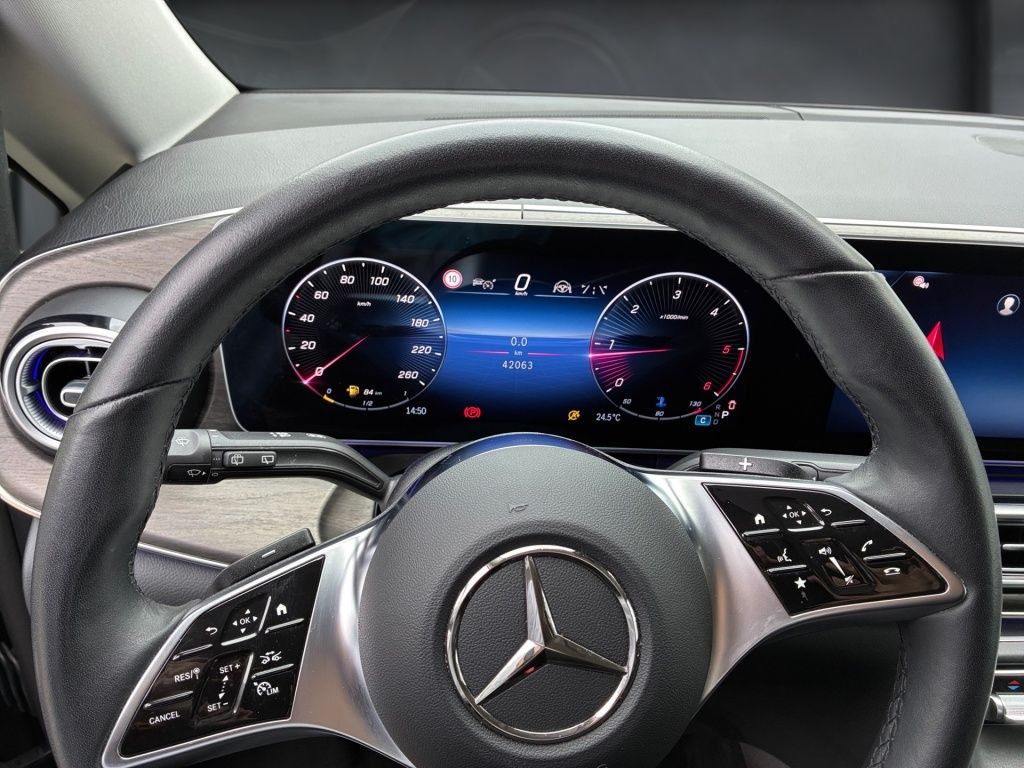 Mercedes-Benz V 300 2025 г. Чёрный, пробег 42037 км