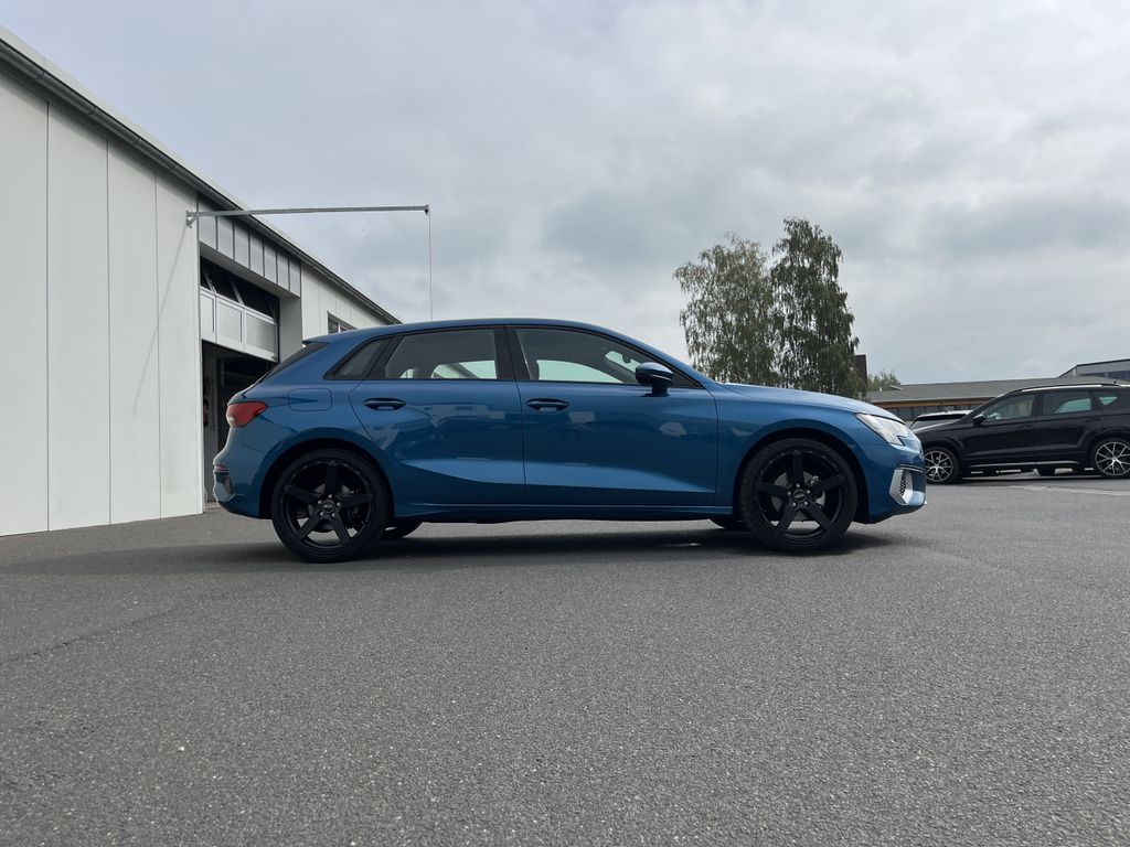 Audi A3 2022 г. Синий, пробег 36066 км