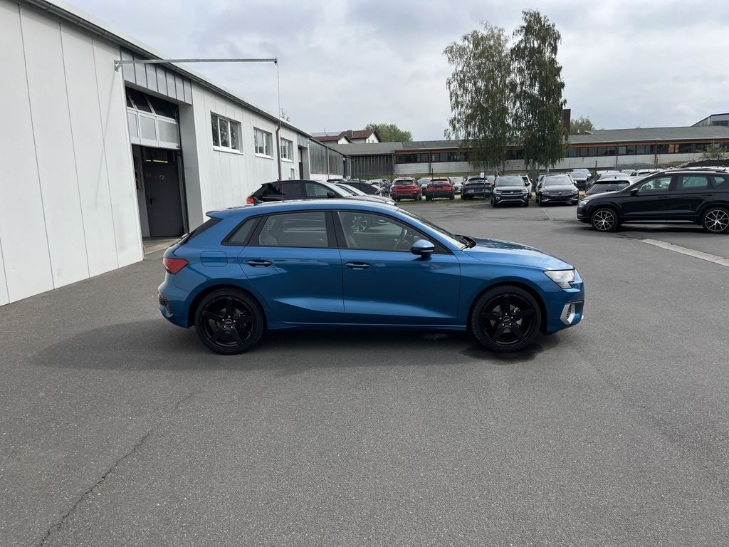 Audi A3 2022 г. Синий, пробег 36066 км