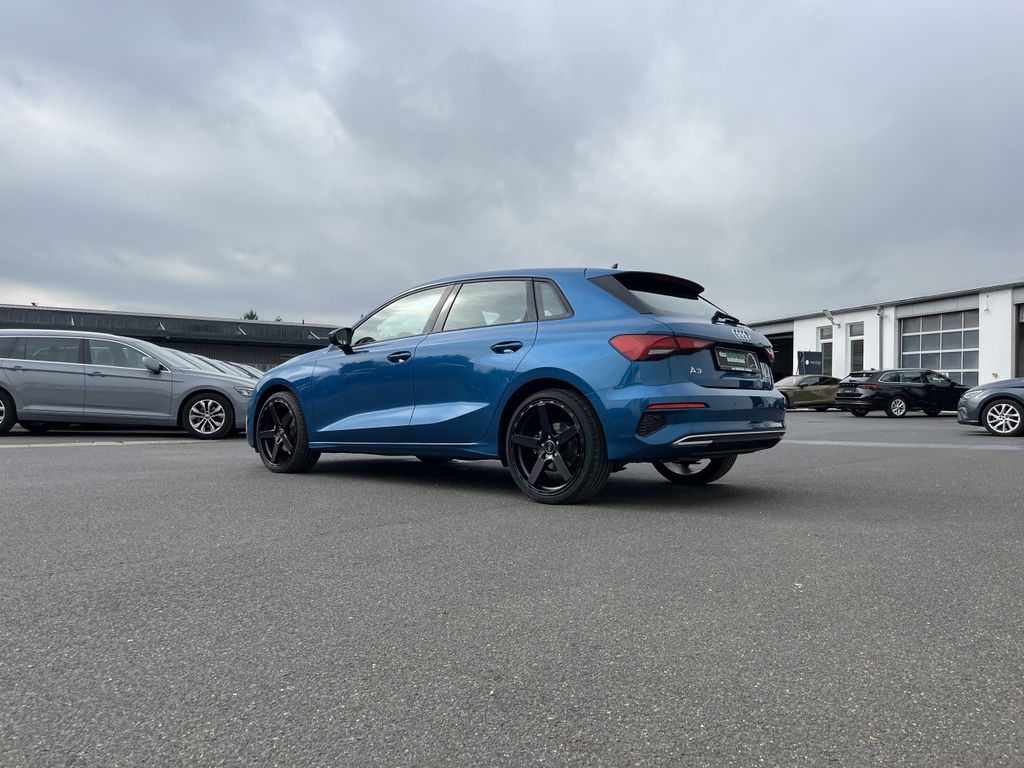 Audi A3 2022 г. Синий, пробег 36066 км