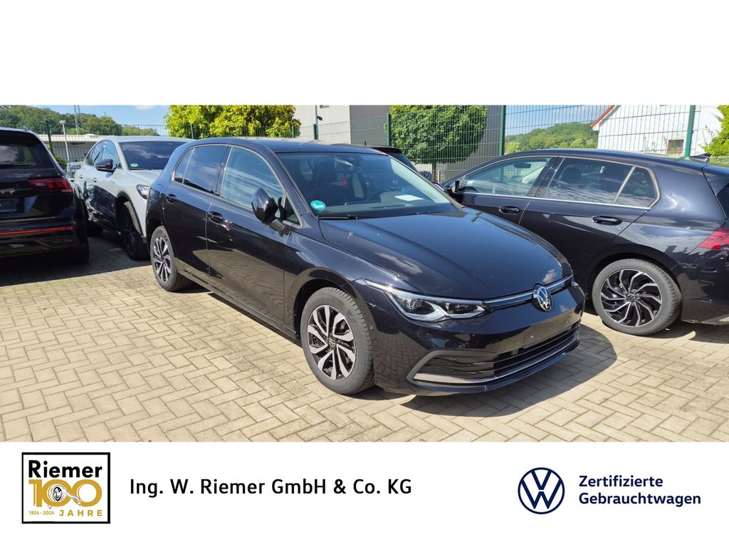 Volkswagen Golf 2022 г. Чёрный, пробег 47461 км