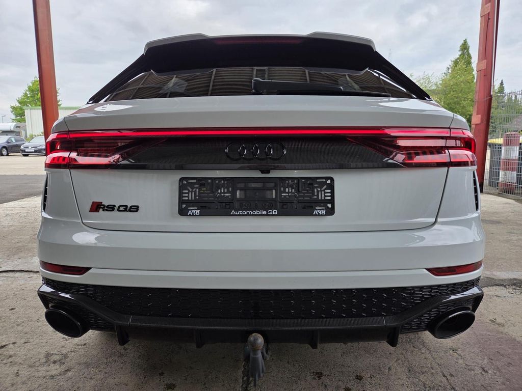 Audi RSQ8 2021 г. Белый, пробег 52100 км