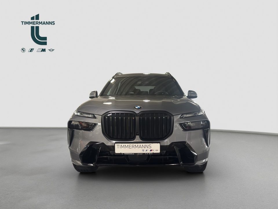 BMW X7 2024 г. Серый, пробег 24999 км