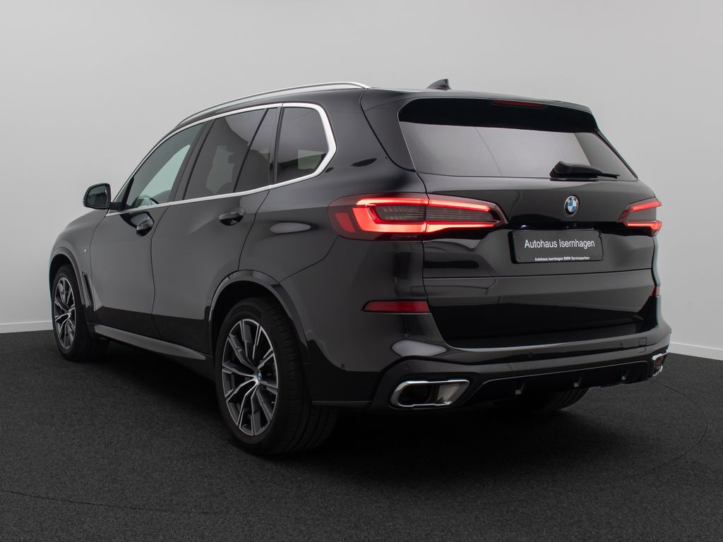 BMW X5 2023 г. Чёрный, пробег 49506 км