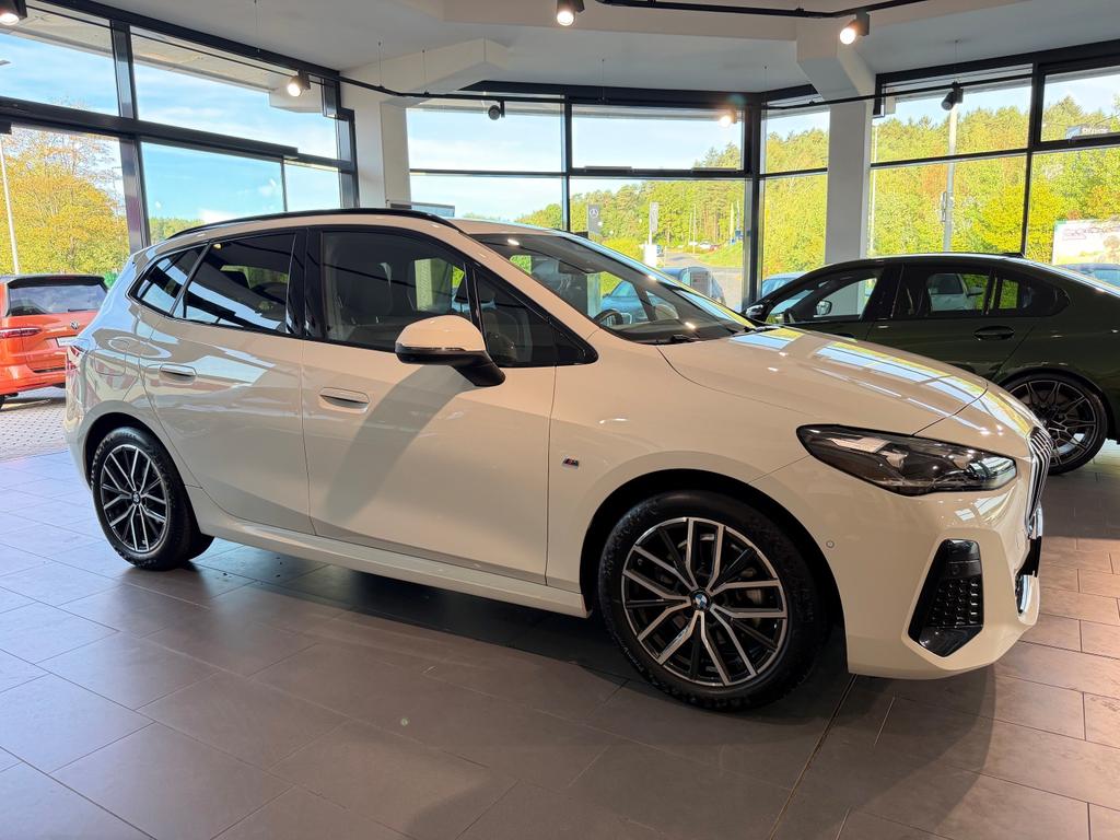 BMW 218 ACTIVE TOURER 2025 г. Белый, пробег 20450 км